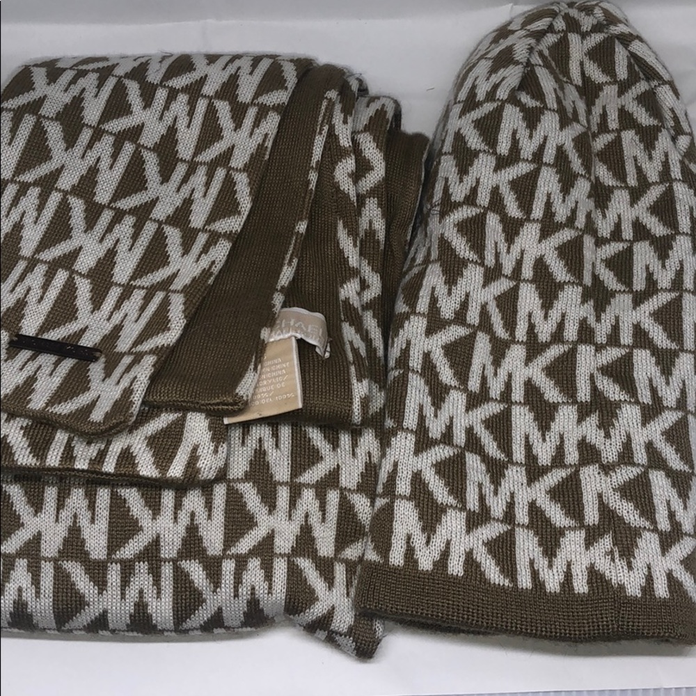 Michael Kors Scarf and Hat Set